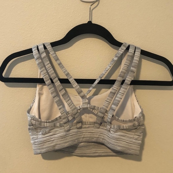 Lululemon Energy Bra - Picture 3 of 5